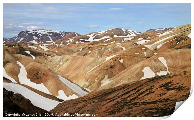 Beautiful and rugged landscape in Iceland Print by Lensw0rld 