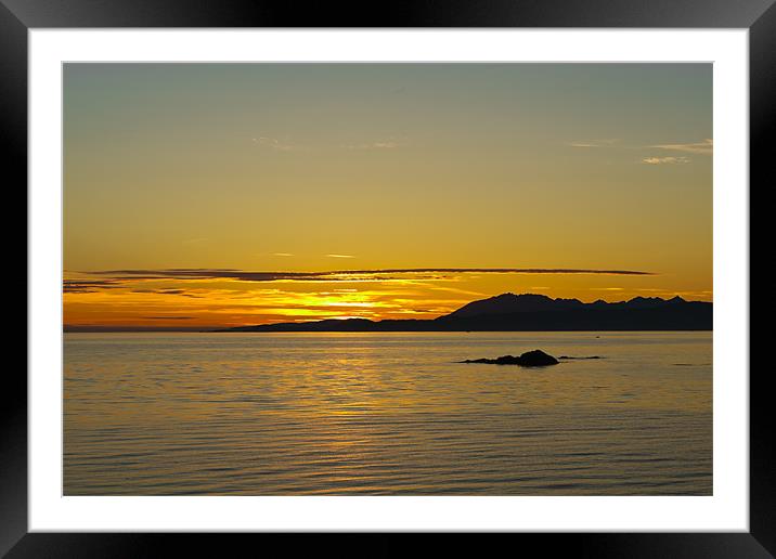 Sunset, Skye, Point of Sleat, Cullin mountains Framed Mounted Print by Hugh McKean