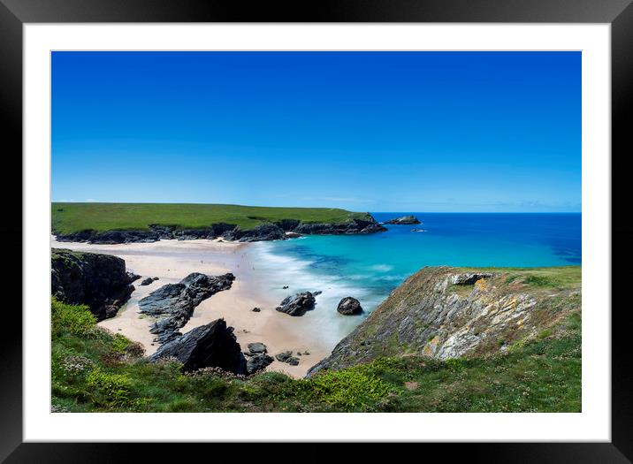 West Pentire, Cornwall. Framed Mounted Print by Maggie McCall