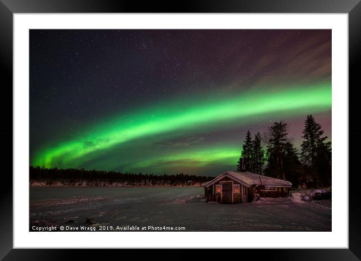 Green Streaks  Framed Mounted Print by Dave Wragg