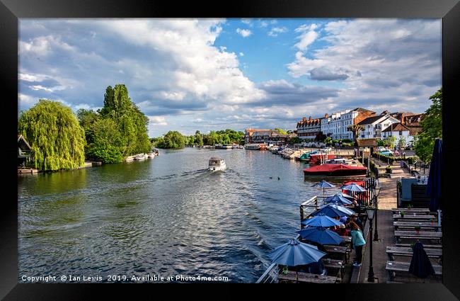 View Upriver From Henley Bridge Framed Print by Ian Lewis