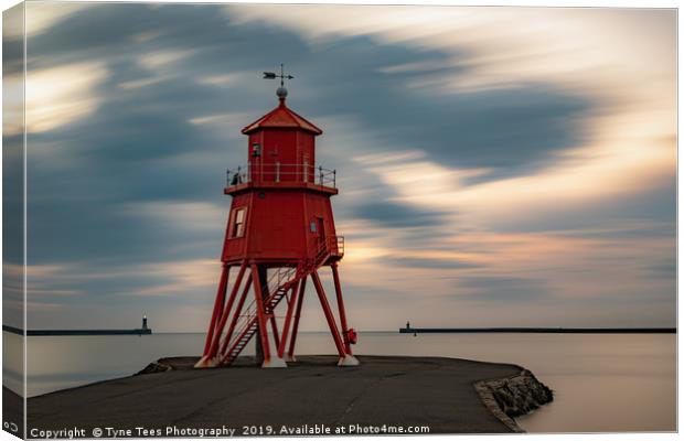 Herd Lighthouse Canvas Print by Tyne Tees Photography