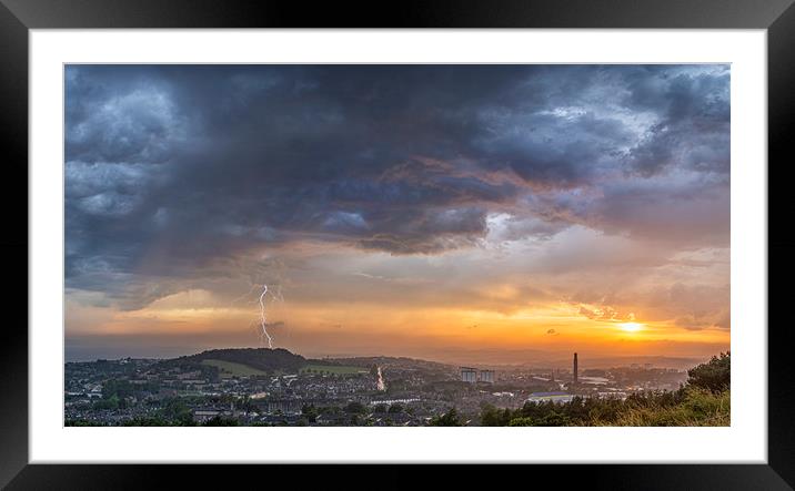 Cracking sky over Dundee Framed Mounted Print by Ben Hirst