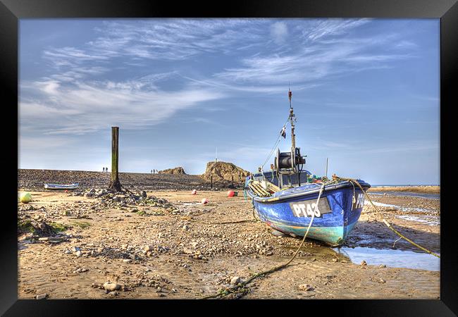 Low Tide at Bude Framed Print by Mike Gorton