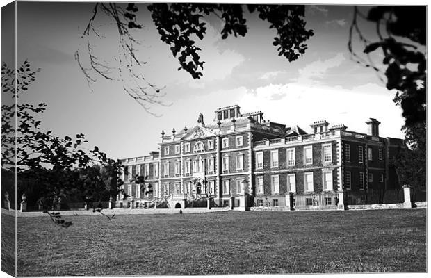 Wimpole Hall in black & white Canvas Print by Terry Pearce