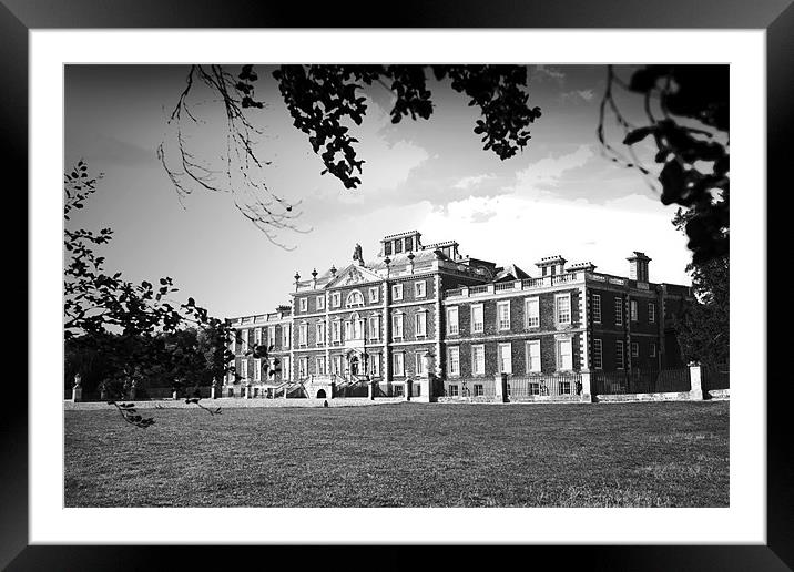 Wimpole Hall in black & white Framed Mounted Print by Terry Pearce