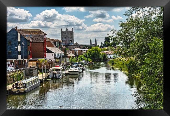 The Avon At Tewkesbury Framed Print by Ian Lewis