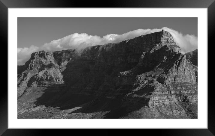 Table Mountain Framed Mounted Print by Rob Evans