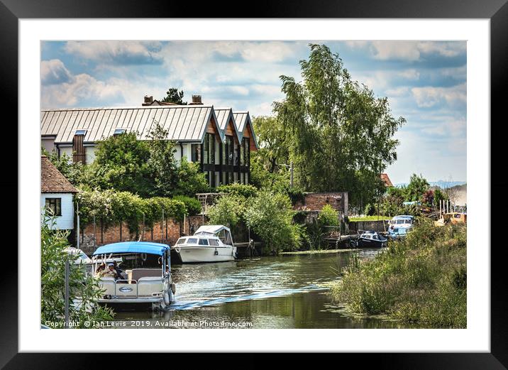 On The Avon At Tewkesbury Framed Mounted Print by Ian Lewis