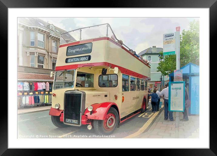 Devon General Open Top bus arriving at Teignmouth  Framed Mounted Print by Rosie Spooner