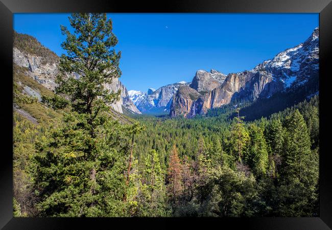 Yosemite Valley Framed Print by David Hare