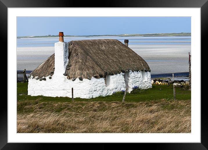 Thatched cottage Framed Mounted Print by Hugh McKean