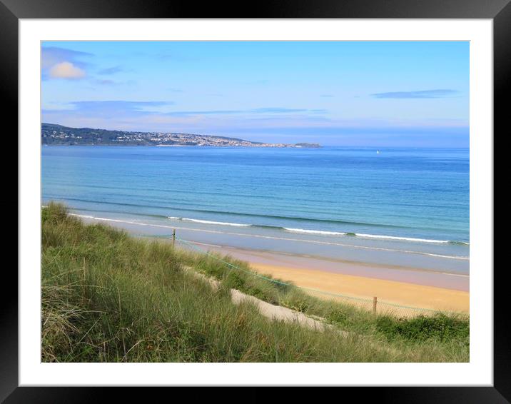 Golden Sands on the Cornish Coast at  Hayle  Framed Mounted Print by Beryl Curran