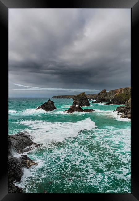  Carnewas, Bedruthan Steps, Cornwall Framed Print by Maggie McCall