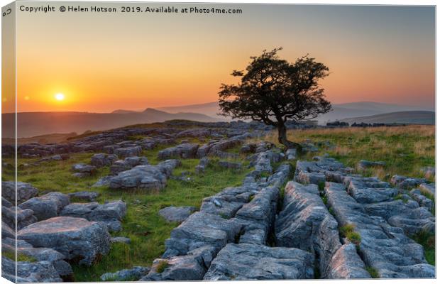 Beautiful sunset at the Winskill Stones  Canvas Print by Helen Hotson
