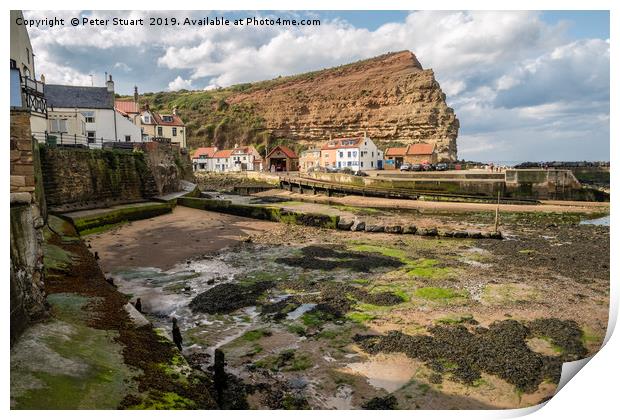 Staithes North Yorkshire Print by Peter Stuart