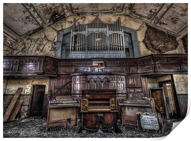 Old abandoned church organ  Print by simon sugden