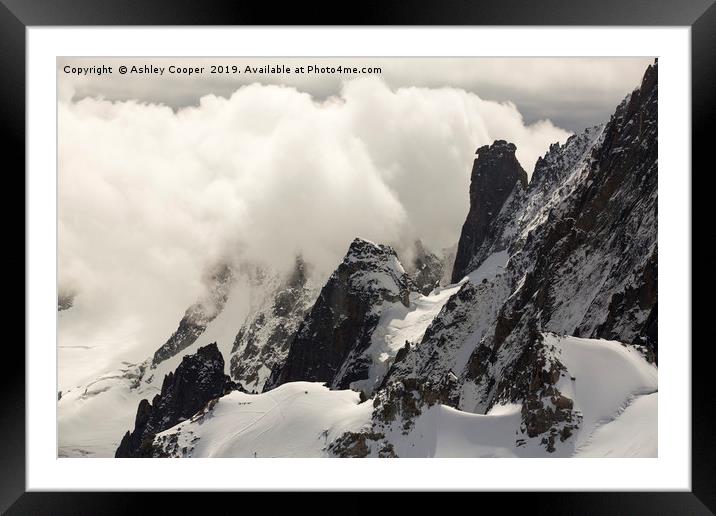 Mountain splendour. Framed Mounted Print by Ashley Cooper