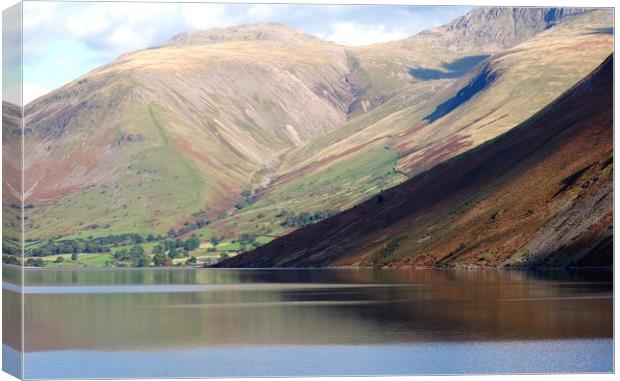 Lake Wastwater, Cumbria Canvas Print by John Robertson