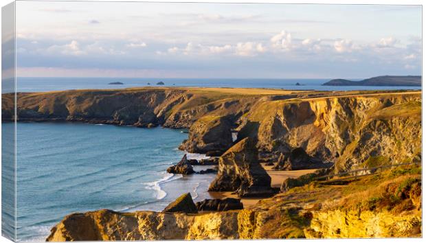 Seascape from Bedruthan Steps in Cornwall Canvas Print by Carolyn Barnard