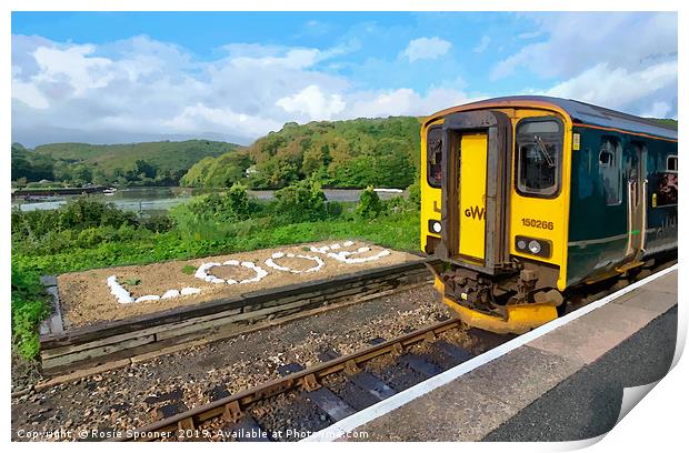 GWR train arriving at Looe Station in Cornwall Print by Rosie Spooner