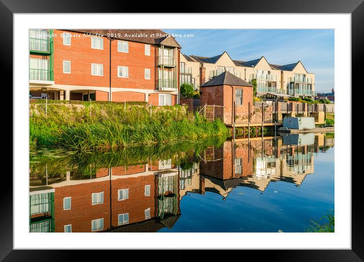 River Avon in Tewkesbury, with reflections  Framed Mounted Print by Beata Aldridge