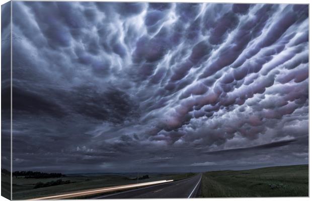Mammatus clouds over Montana  Canvas Print by John Finney