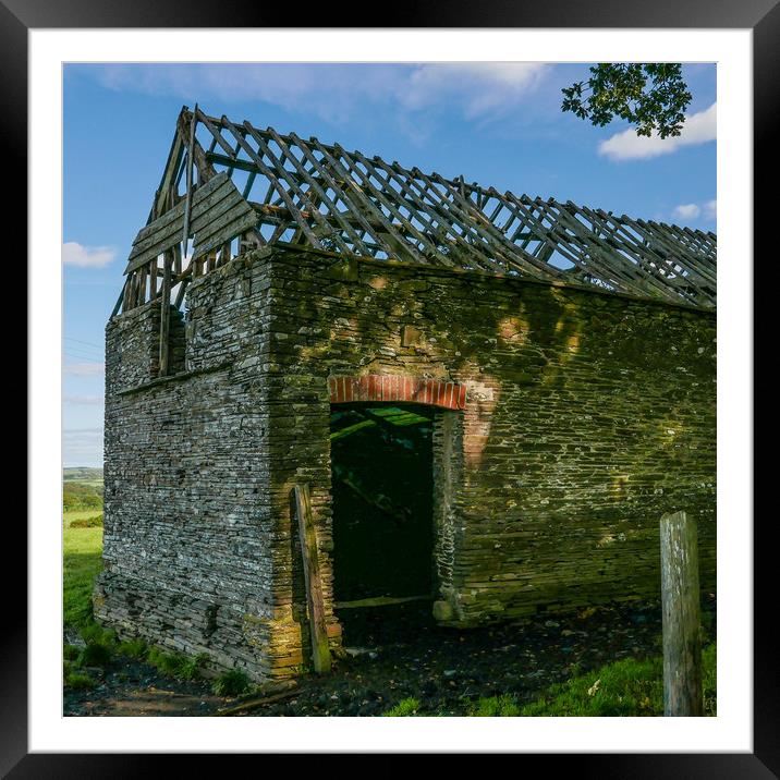Old Barn Framed Mounted Print by Dave Bell