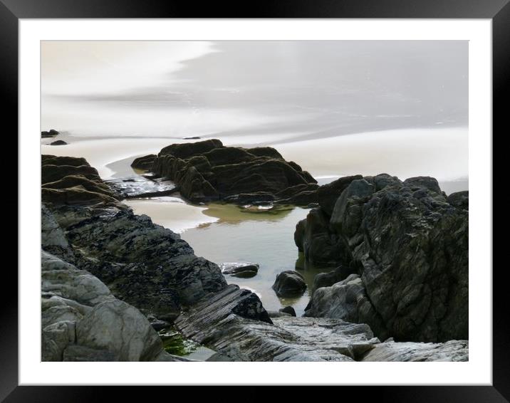Rocks on beach Woolacombe  Framed Mounted Print by Beryl Curran