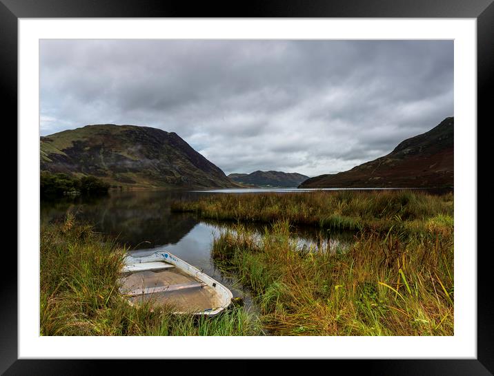 Abandoned boat on Crummock Water Framed Mounted Print by Robbie Spencer