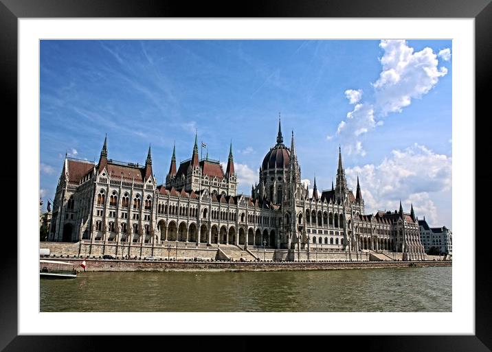 Parliament building, Budapest Framed Mounted Print by Martin Smith