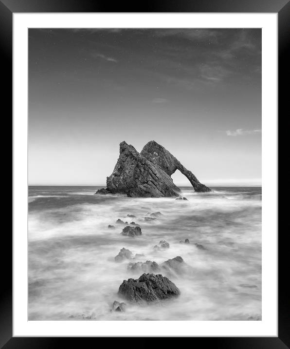 BOW FIDDLE ROCK  SCOTLAND MONO Framed Mounted Print by Paul Appleby