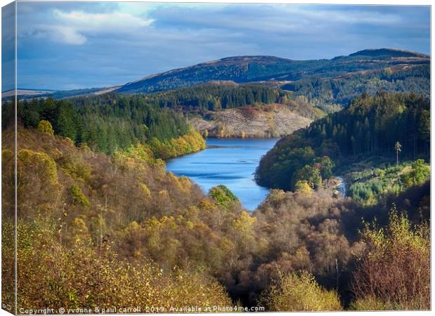 Loch Drunkie surrounded by glowing Autumn colours Canvas Print by yvonne & paul carroll