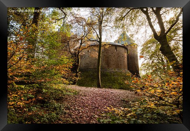 Castell Coch Framed Print by Richard Morgan