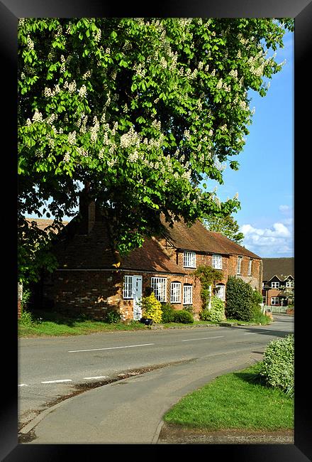 Wheelwrights Cottage, Wingrave Framed Print by graham young