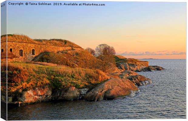 Sea Fortress at Golden Hour Canvas Print by Taina Sohlman