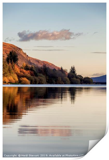 Llwyn-on Reservoir bathed in late afternoon light Print by Heidi Stewart