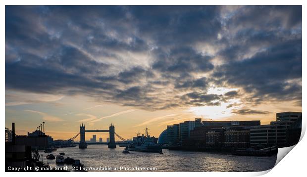 Sunrise Over London Print by mark Smith
