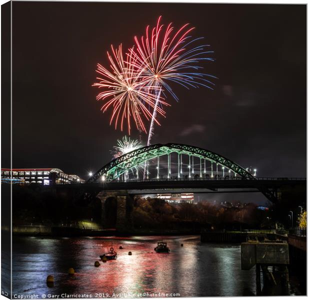 Fireworks over the Bridge Canvas Print by Gary Clarricoates