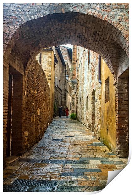 Street in Colle di Val d'Elsa Print by Geoff Storey