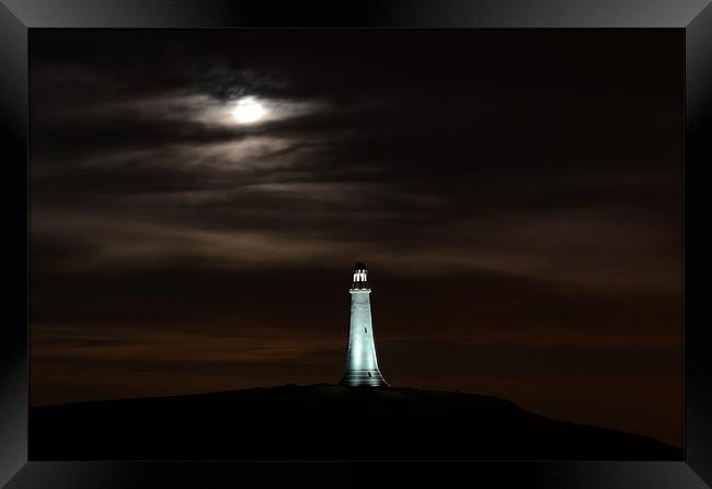 Super Moon & Hoad Monument at Night Framed Print by Paul Leviston