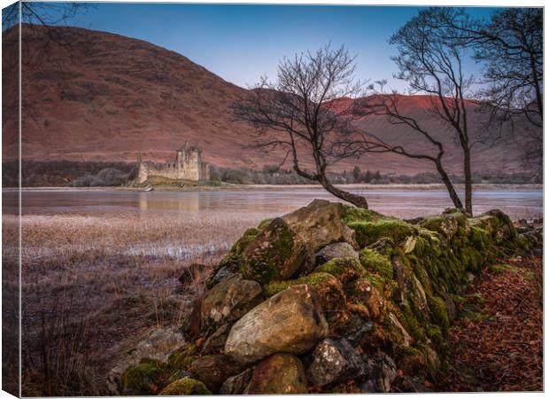 Old stone wall at Kilchurn Castle Canvas Print by George Robertson