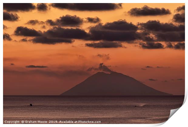 Stromboli sunset Print by Graham Moore