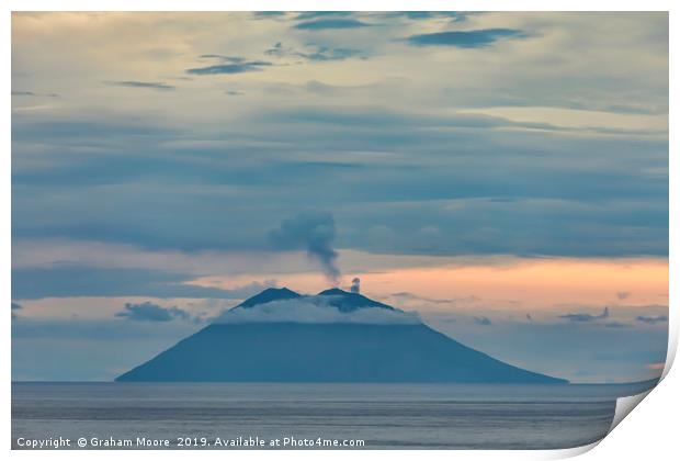 Stromboli sunset Print by Graham Moore