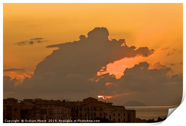 Tropea sunset Print by Graham Moore