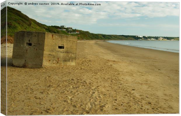BUNKER OF FILEY Canvas Print by andrew saxton