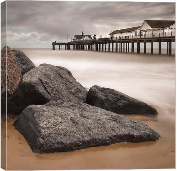 Southwold beach and Pier, Suffolk Canvas Print by Dave Turner