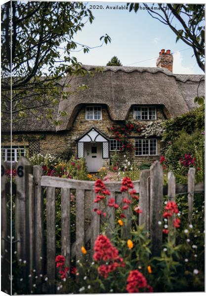 Thatched Cottage, England Canvas Print by Stacy Cartledge