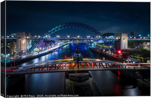 The River Tyne at night Canvas Print by Phil Reay