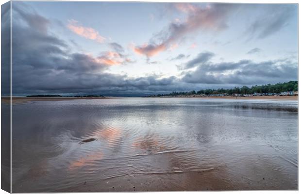 High tide on the beach at Wells-next-the-Sea Canvas Print by Gary Pearson